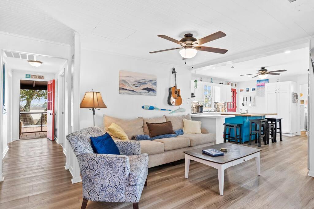 Villa Dolphin Cove - Whole Waterfront House With Dock Ocean Isle Beach Esterno foto